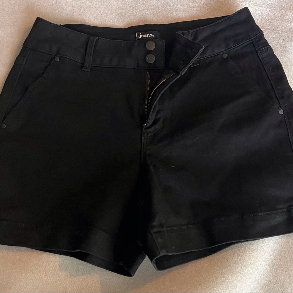 Black Jean Shorts with Tailored Fit and Mid-Length
